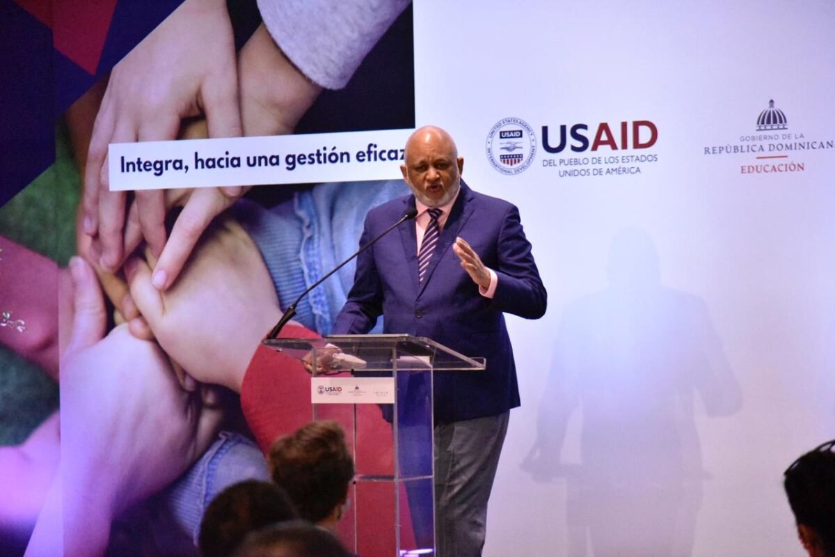 MINERD implementará un modelo de gestión por desempeño con la cooperación de los Estados Unidos e INICIA Educación