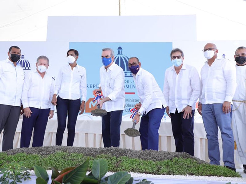 Presidente Abinader inaugura e inicia obras en Higüey por más de RD$1,100 millones