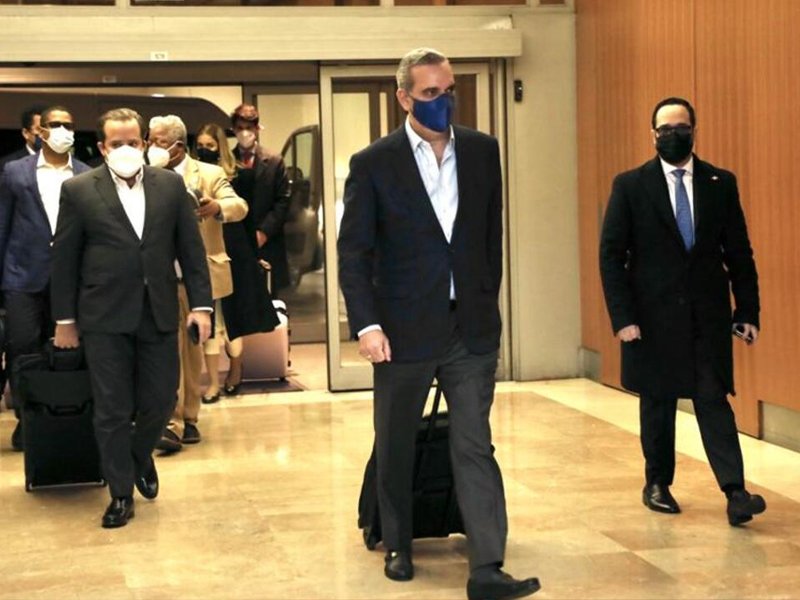 Presidente Abinader llega a Madrid, España; participará en Fitur 2022