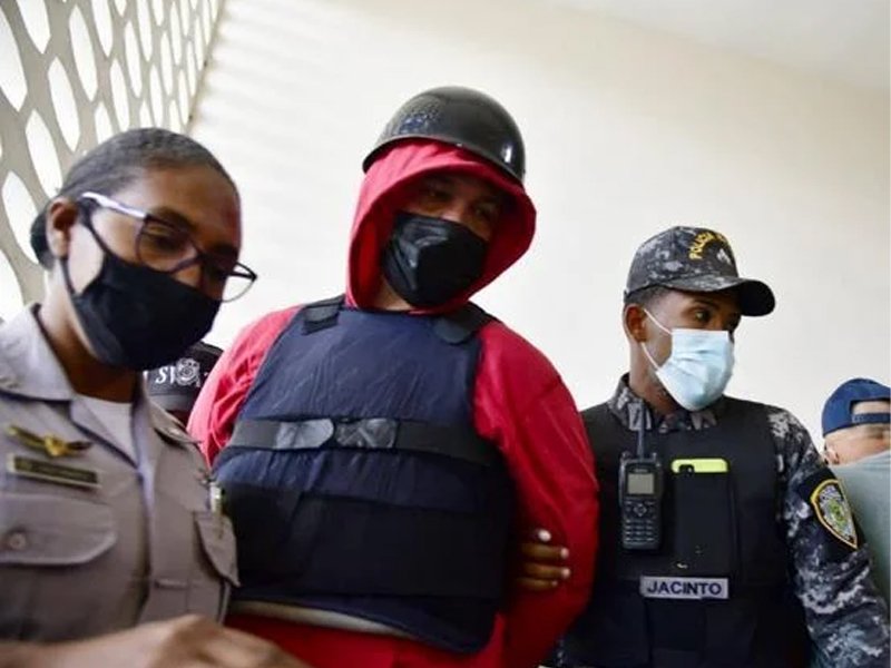 Cancelan “de por vida” licencia de armas de fuego al “Abusador de Baní”