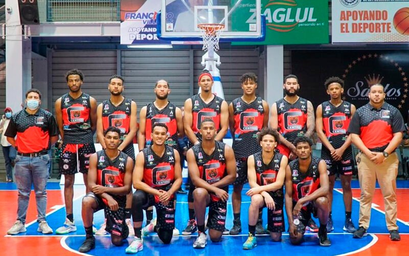 Club Centro se proclama campeón en torneo basket superior de Higüey