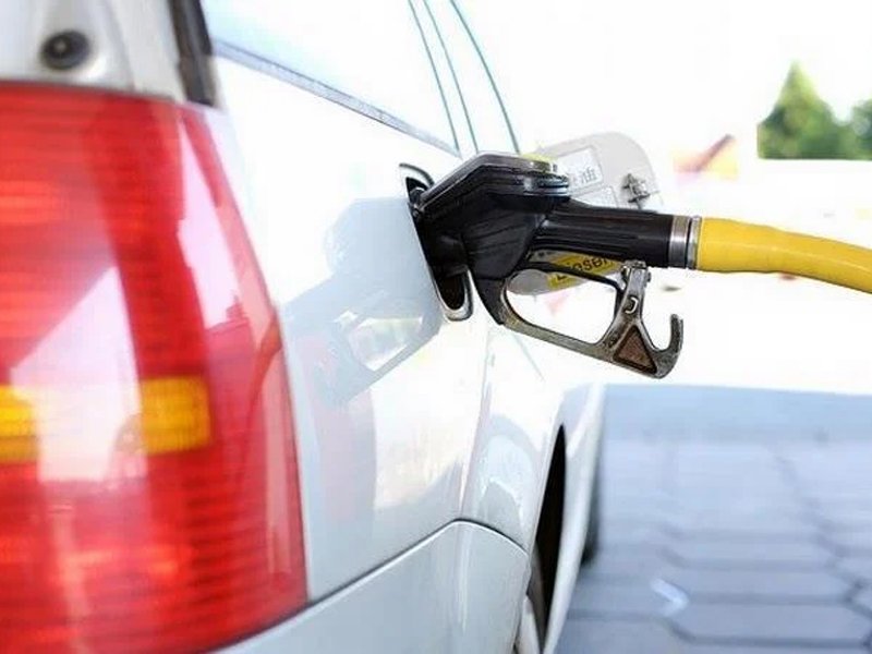 Presidencia informa que precios de los combustibles fueron congelados