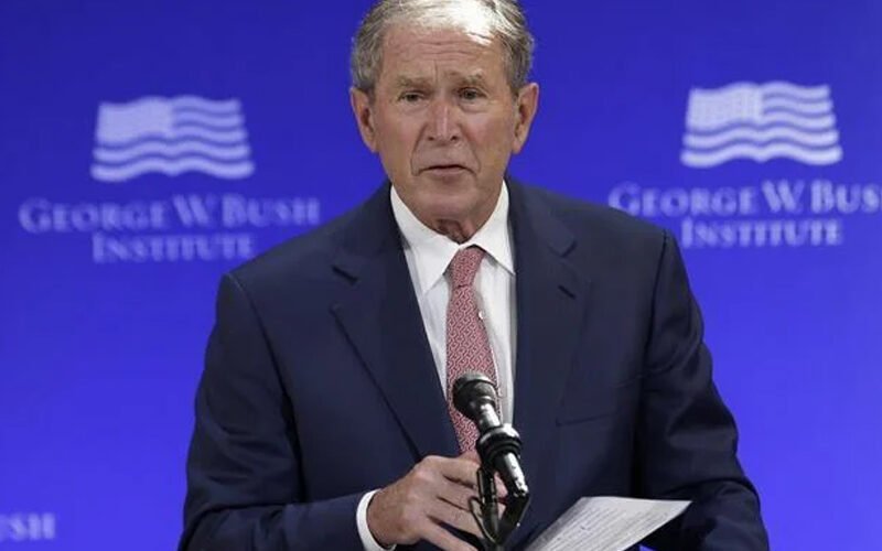 George W. Bush confunde Ucrania con Irak al hablar sobre “invasiones brutales e injustificadas”