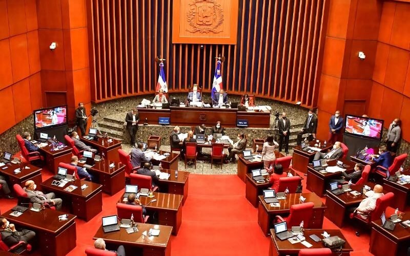 Senado aprueba en primera lectura proyecto ley Extinción de Dominio