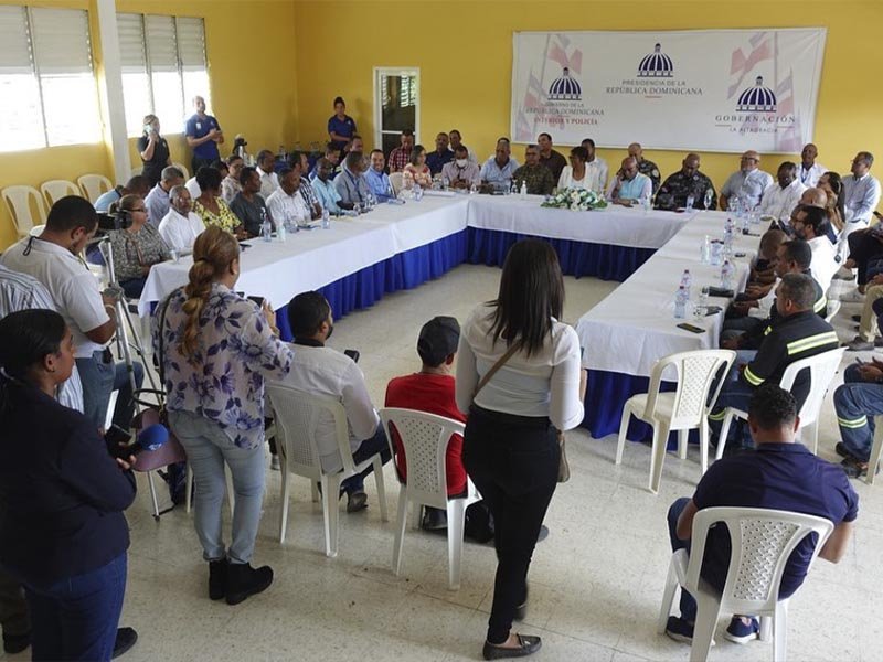 Empresa EDEESTE realiza encuentro con las fuerzas vivas de la Provincia la Altagracia