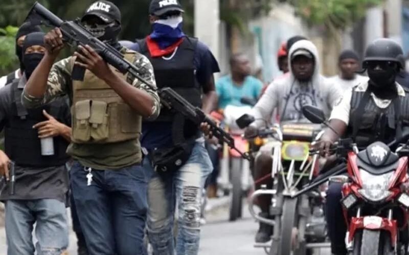 Policía haitiana acusa a pandilla de muertes de agentes