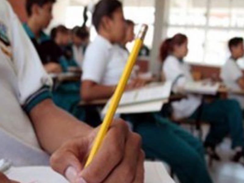 Senado aprueba proyecto que autoriza a Educación fijar tarifas mensuales a colegios