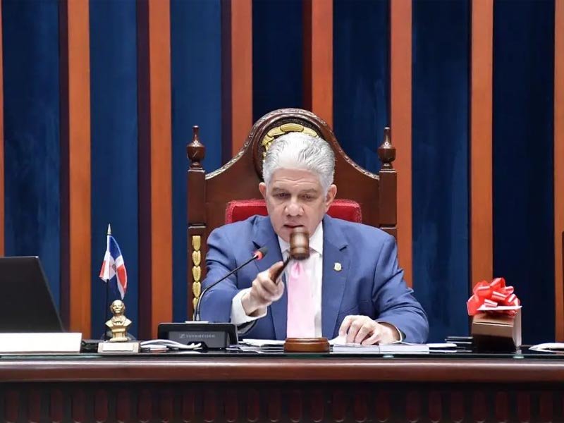 Aprueban en segunda lectura Código Penal; establece nuevos tipos penales