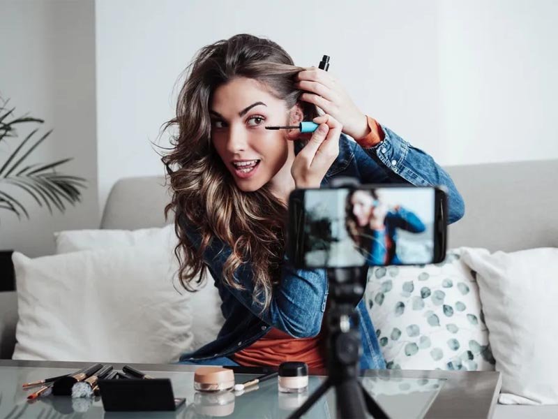 Los ‘influencers’ de Francia tendrán que decir si usan filtro de embellecimiento en sus publicaciones