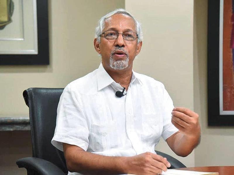 Ministro de Educación afirma escuelas siguen siendo seguras