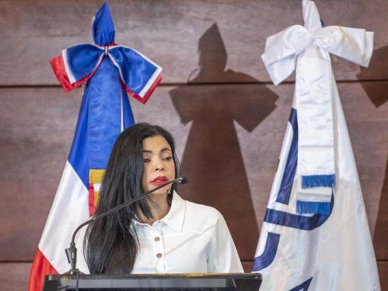 Yeni Berenice cita a “Micky” López y a comunicadores que recibieron amenazas