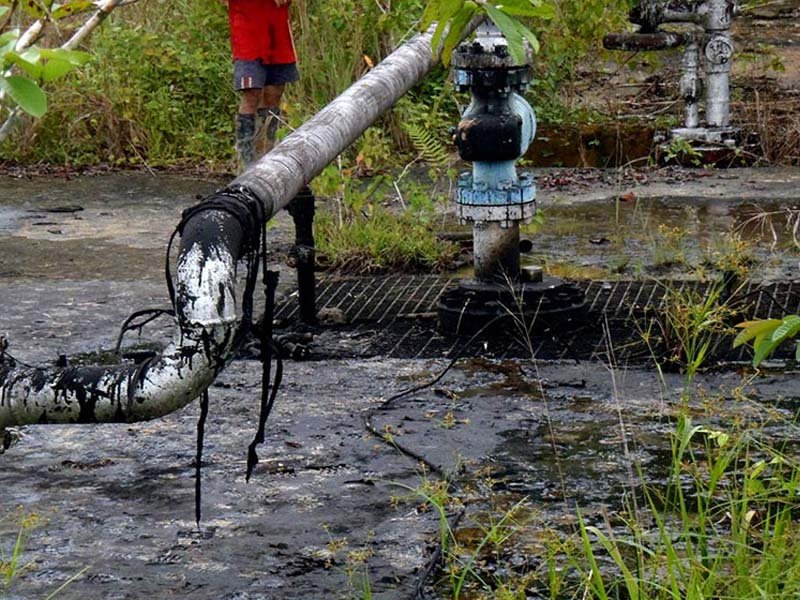 Poder Ejecutivo somete proyecto que permite a extranjeros explotar petróleo en el país