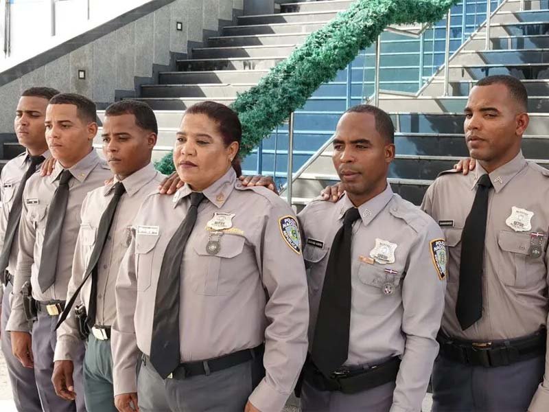 «Proteger y Servir» es el nuevo lema de la PN; también cambian color de uniforme