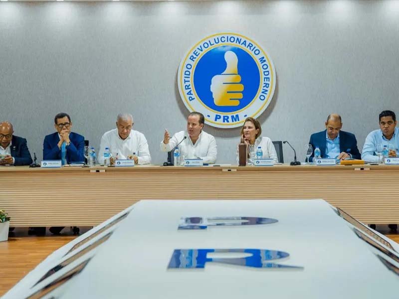 PRM termina encuestas sobre valoración de precandidatos a senadores, diputados y otros