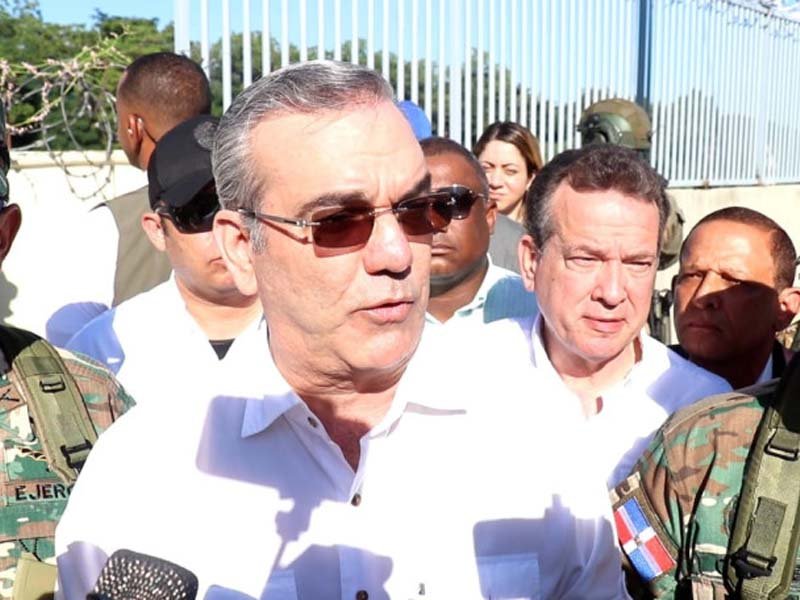 Abinader visita canal La Vigía y anuncia que obra permitirá flexibilizar medidas en la frontera