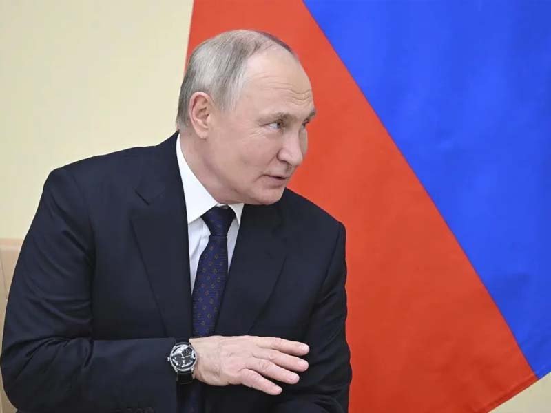 Putin firma la salida de Rusia del tratado que prohíbe las pruebas nucleares
