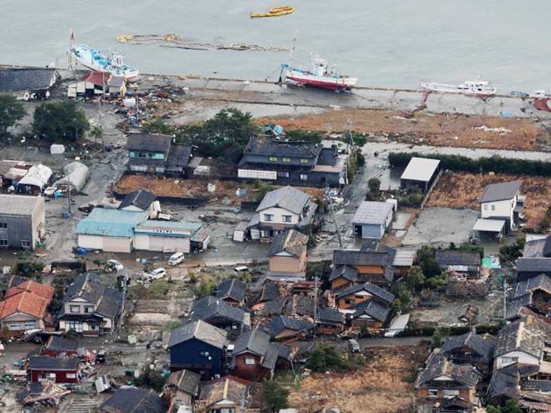 Japón registra 48 muertos tras el terremoto en su costa occidental