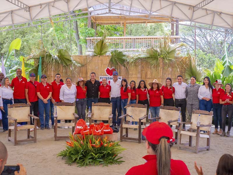 Cholitin y alcaldia Higüey envían a jóvenes emprendedoras a capacitación turística internacional