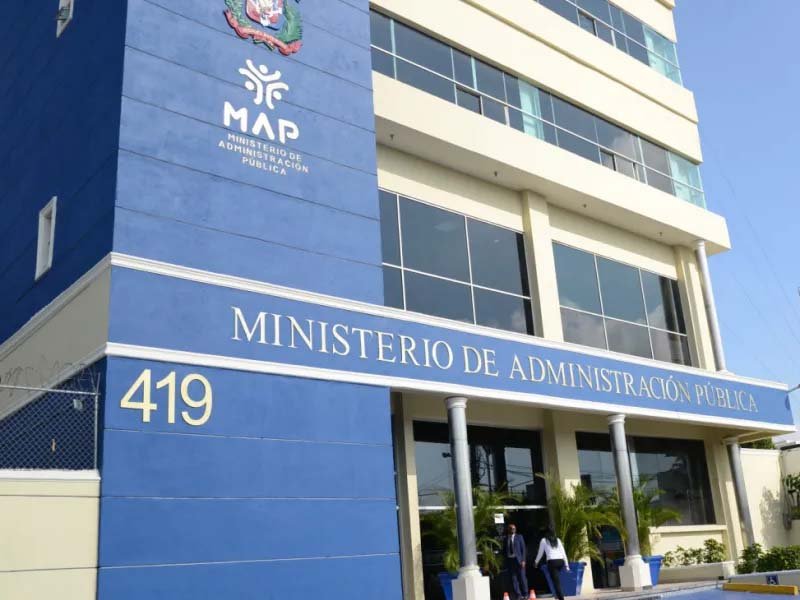 Empleados públicos trabajarán hasta el mediodía del Miércoles Santo