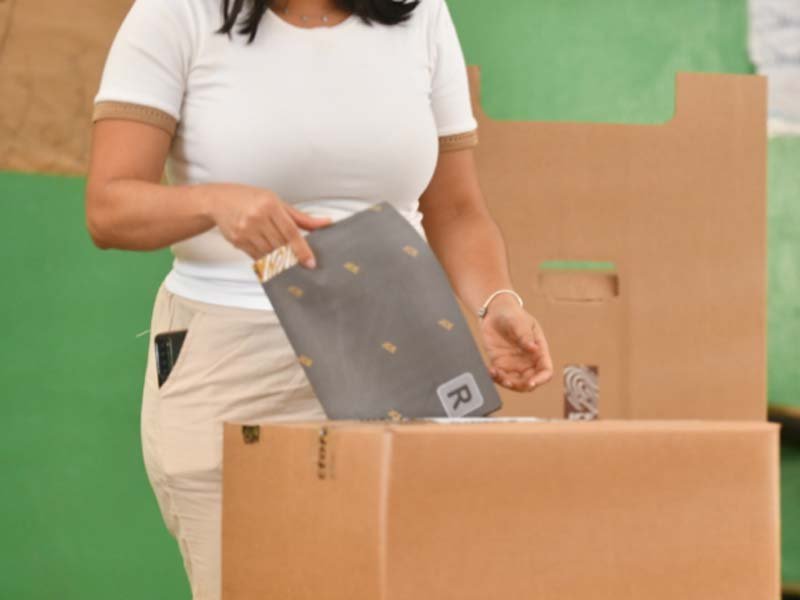 Los jóvenes que voten por primera vez recibirán un certificado de la JCE