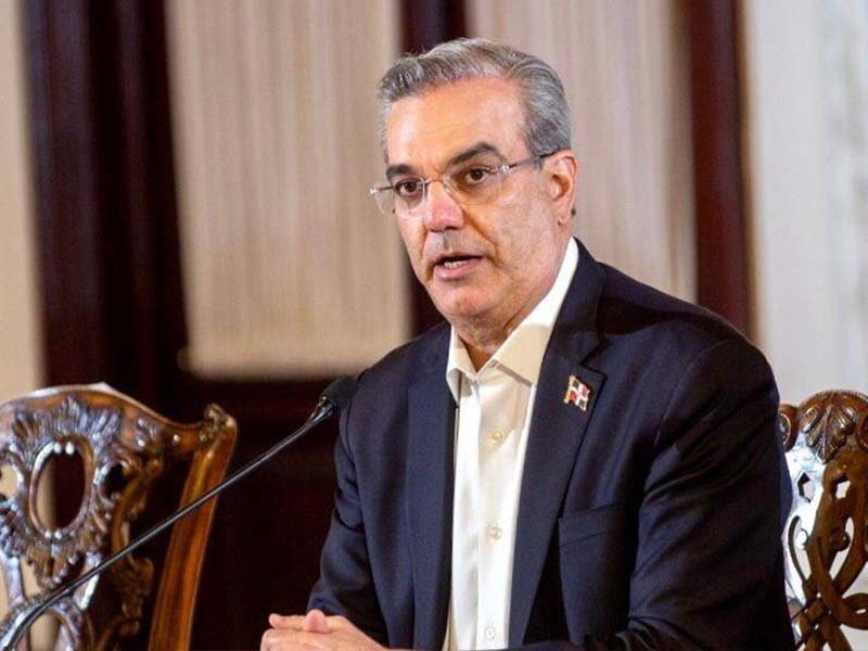 Abinader asegura que si le encuentran dinero en algún «paraíso fiscal» lo transferiría a Funglode