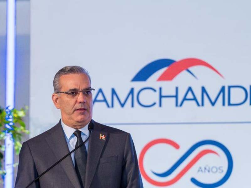 Luis Abinader considera que la economía del país pudiera duplicarse