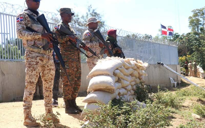 Militares continuarán vigilancia y patrullaje en la frontera tras llegada de kenianos a Haití