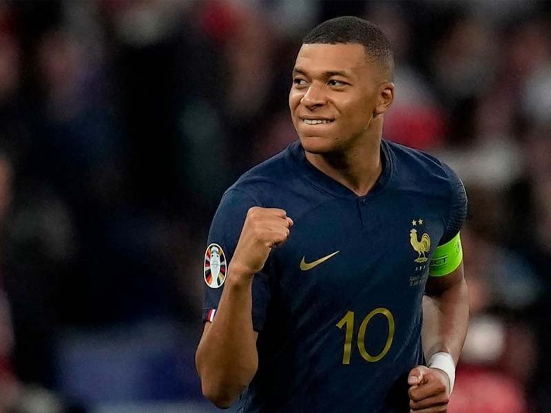 Real Madrid anuncia el fichaje de Kylian Mbappé por cinco temporadas