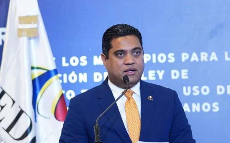 Kelvin Cruz es el nuevo ministro de Deportes