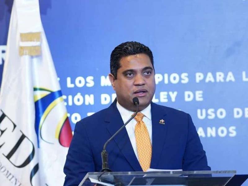 Kelvin Cruz es el nuevo ministro de Deportes