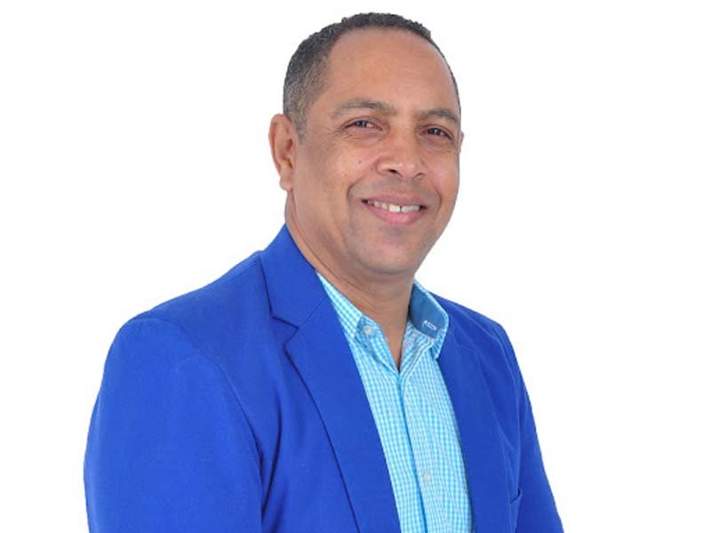 Aspirante a presidencia de ADP promete despolitizar el gremio