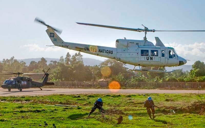 Pandilleros atacan a tiros helicópterode la ONU y convoy de EE.UU. en Haiti