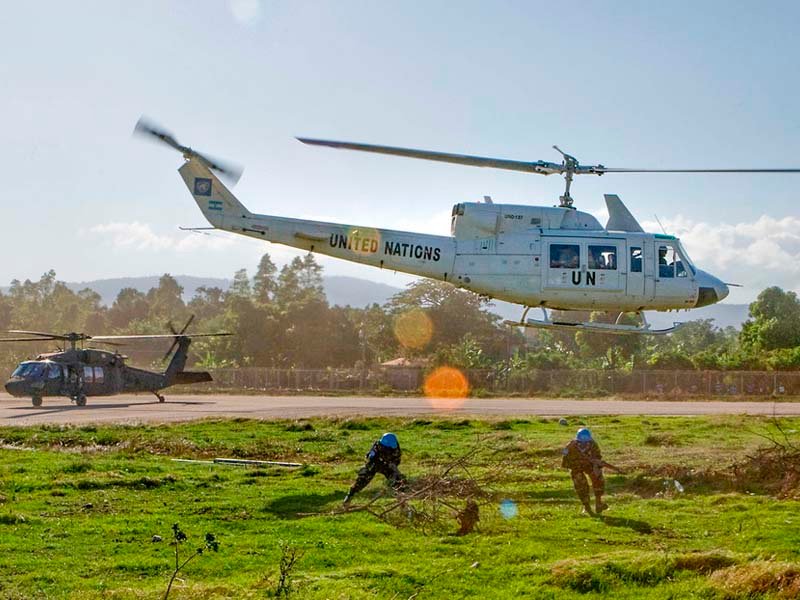 Pandilleros atacan a tiros helicópterode la ONU y convoy de EE.UU. en Haiti