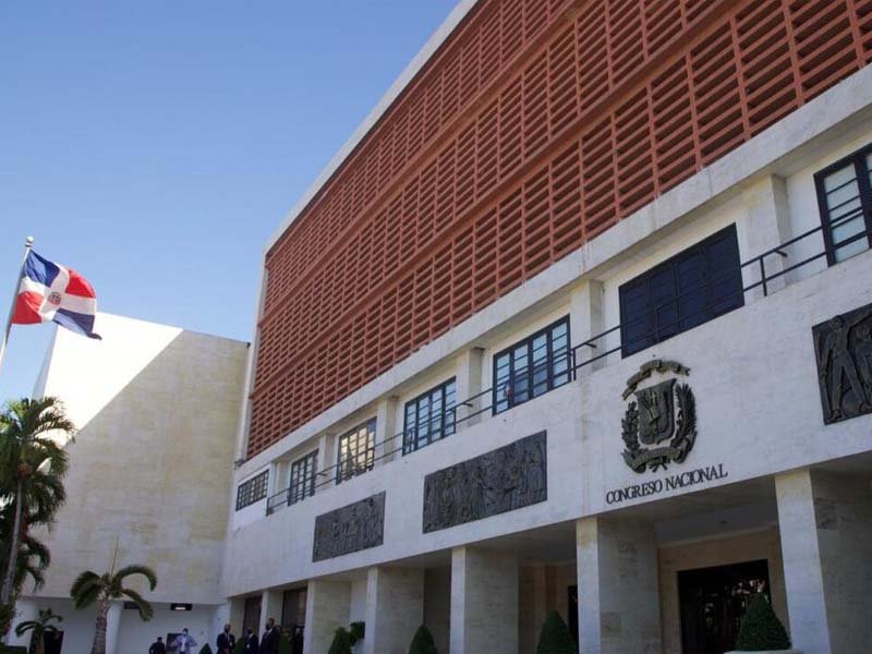 Congreso convierte en ley proyecto que declara la necesidad de modificar la Constitución