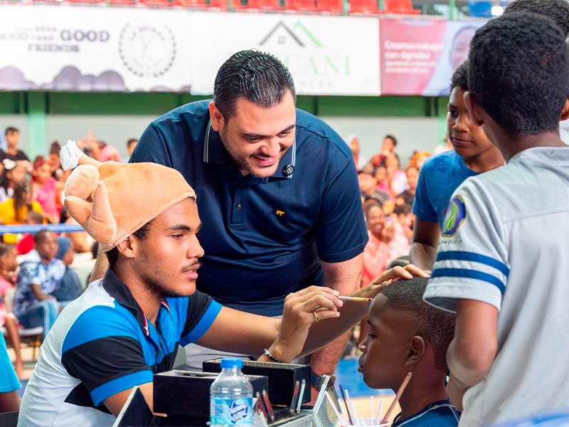 Diputado Jorge Tavárez celebra el Día de Reyes con niños de Higüey, Yuma y Nisibón