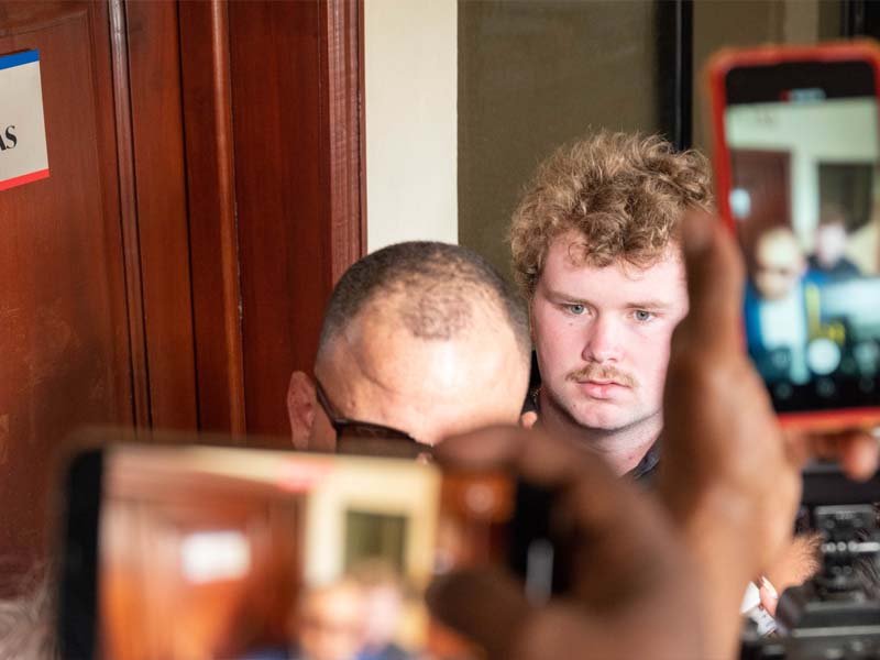 Fiscales niegan tener pasaporte de Joshua Steven Riibe e insisten su condición es de testigo