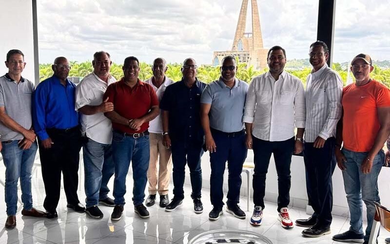 Unión Deportiva de La Altagracia fortalece la unidad del deporte con encuentro institucional