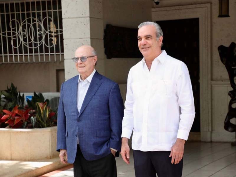 Presidente Abinader resalta consenso nacional ante crisis haitiana tras reunión con expresidente Hipólito Mejía