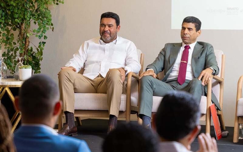 Senador Rafael Barón Duluc participa en panel sobre verificación informativa en tiempos de difamación