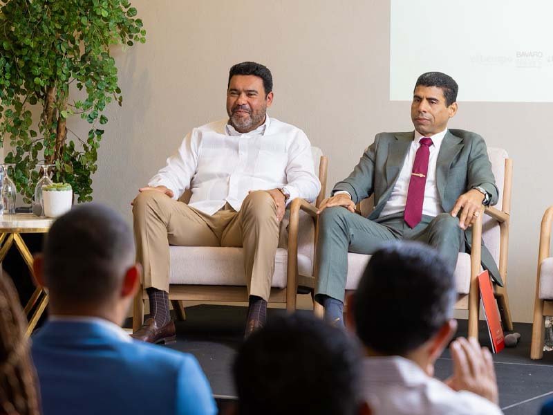Senador Rafael Barón Duluc participa en panel sobre verificación informativa en tiempos de difamación