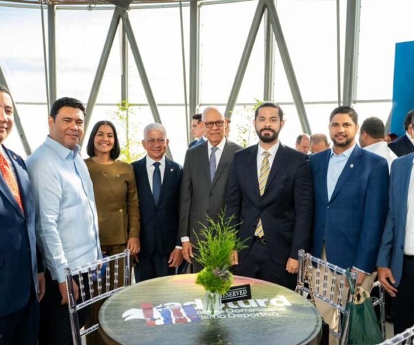 Senador Rafael Barón Duluc valora encuentro sobre turismo deportivo como motor de desarrollo nacional