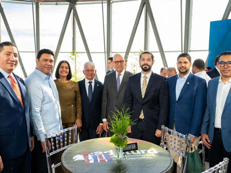 Senador Rafael Barón Duluc valora encuentro sobre turismo deportivo como motor de desarrollo nacional