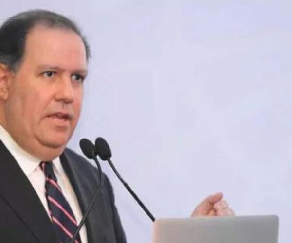 Felipe Vicini demanda a Rolando Espinal por supuesta difamación