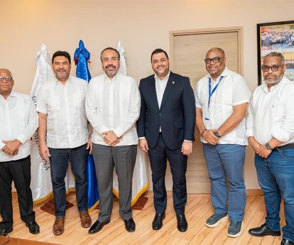 Senador Rafael Barón Duluc encabeza reunión de coordinación para Juegos Deportivos Escolares Nacionales 2027