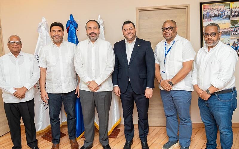 Senador Rafael Barón Duluc encabeza reunión de coordinación para Juegos Deportivos Escolares Nacionales 2027