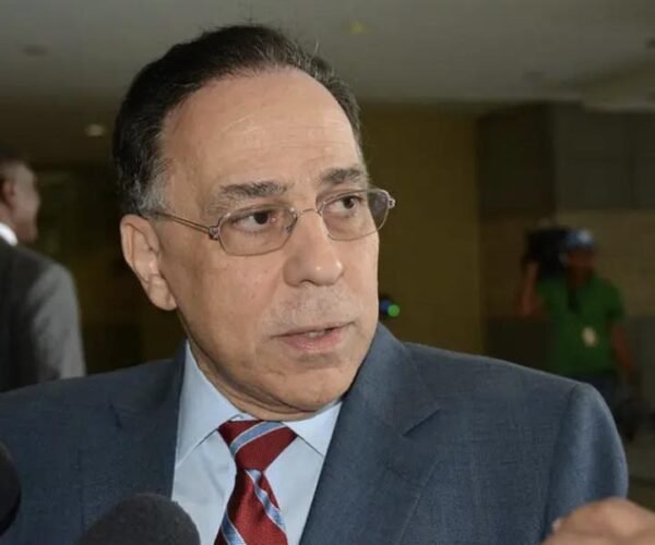 Cortes de energía responden a mantenimientos del sistema eléctrico en el país, según Marranzini